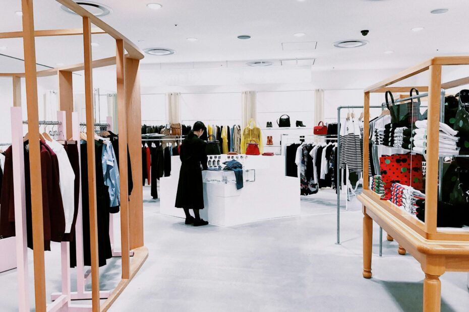 picture of high end retail store